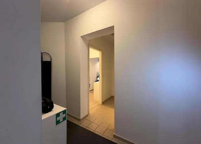 Modern 50sqm Sleeps 4 Free Parking * Berlín