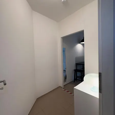 Apartment Modern 50sqm Sleeps 4 Free Parking