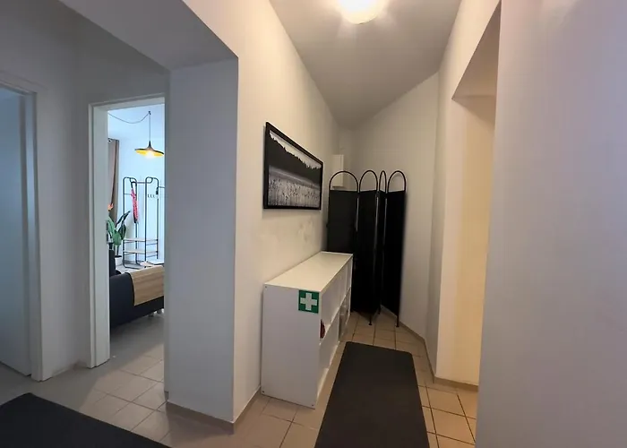 Lägenhet Modern 50sqm Sleeps 4 Free Parking