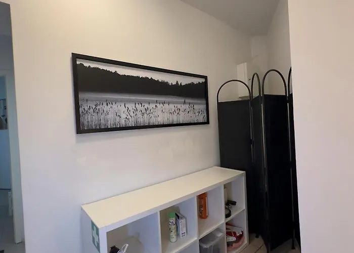 Lägenhet Modern 50sqm Sleeps 4 Free Parking *