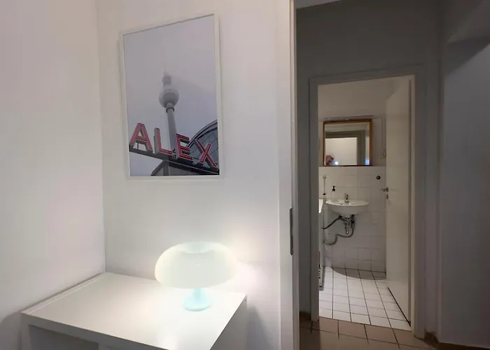 Lägenhet Modern 50sqm Sleeps 4 Free Parking Berlin
