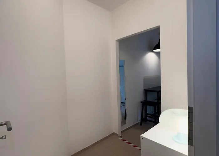 Lägenhet Modern 50sqm Sleeps 4 Free Parking