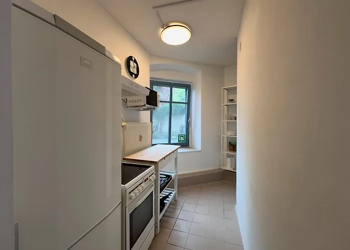 Lejlighed Modern 50sqm Sleeps 4 Free Parking