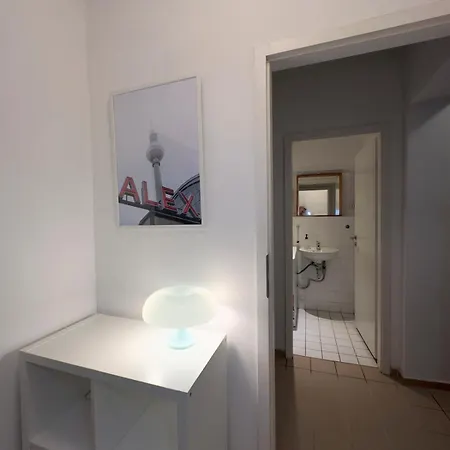 Appartement Modern 50sqm Sleeps 4 Free Parking Berlin